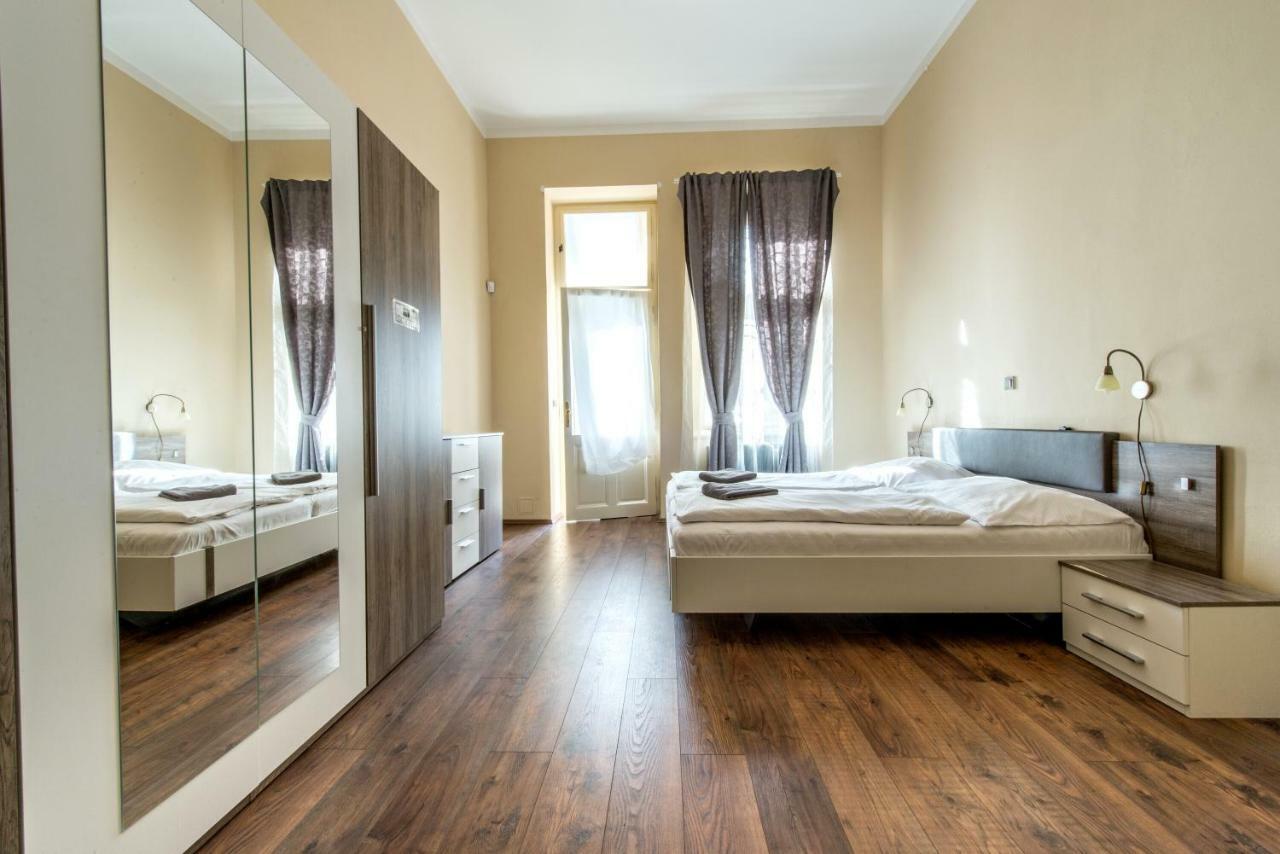 ✰Downtown Grand Apartment - Old Town Top Location✰ Прага Экстерьер фото