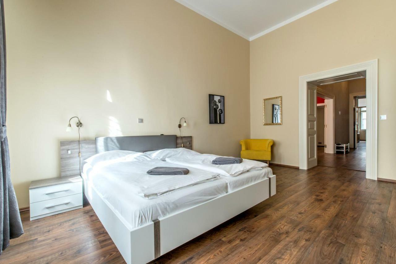 ✰Downtown Grand Apartment - Old Town Top Location✰ Прага Экстерьер фото